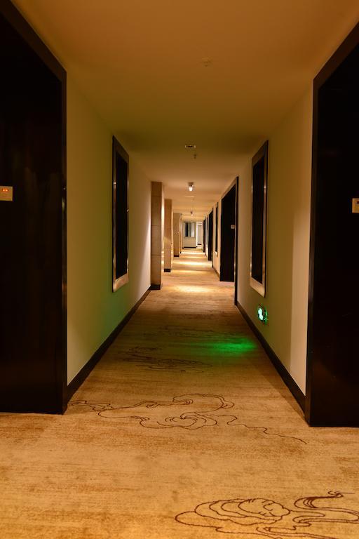 Baodao Exhibition Center Hotel Wuyishan  Esterno foto