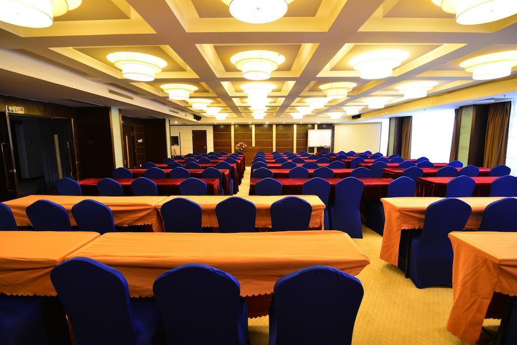 Baodao Exhibition Center Hotel Wuyishan  Esterno foto