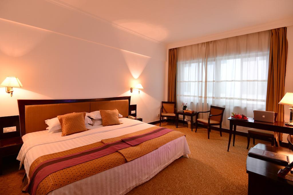 Baodao Exhibition Center Hotel Wuyishan  Esterno foto