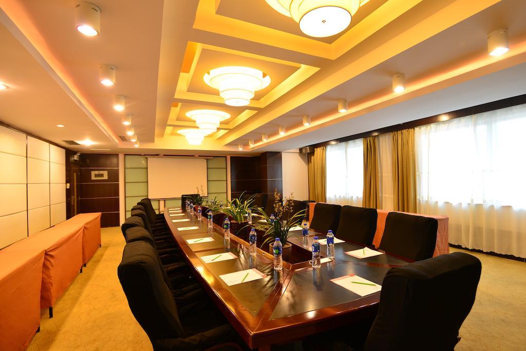 Baodao Exhibition Center Hotel Wuyishan  Esterno foto