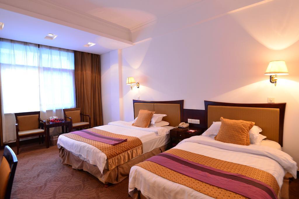 Baodao Exhibition Center Hotel Wuyishan  Esterno foto