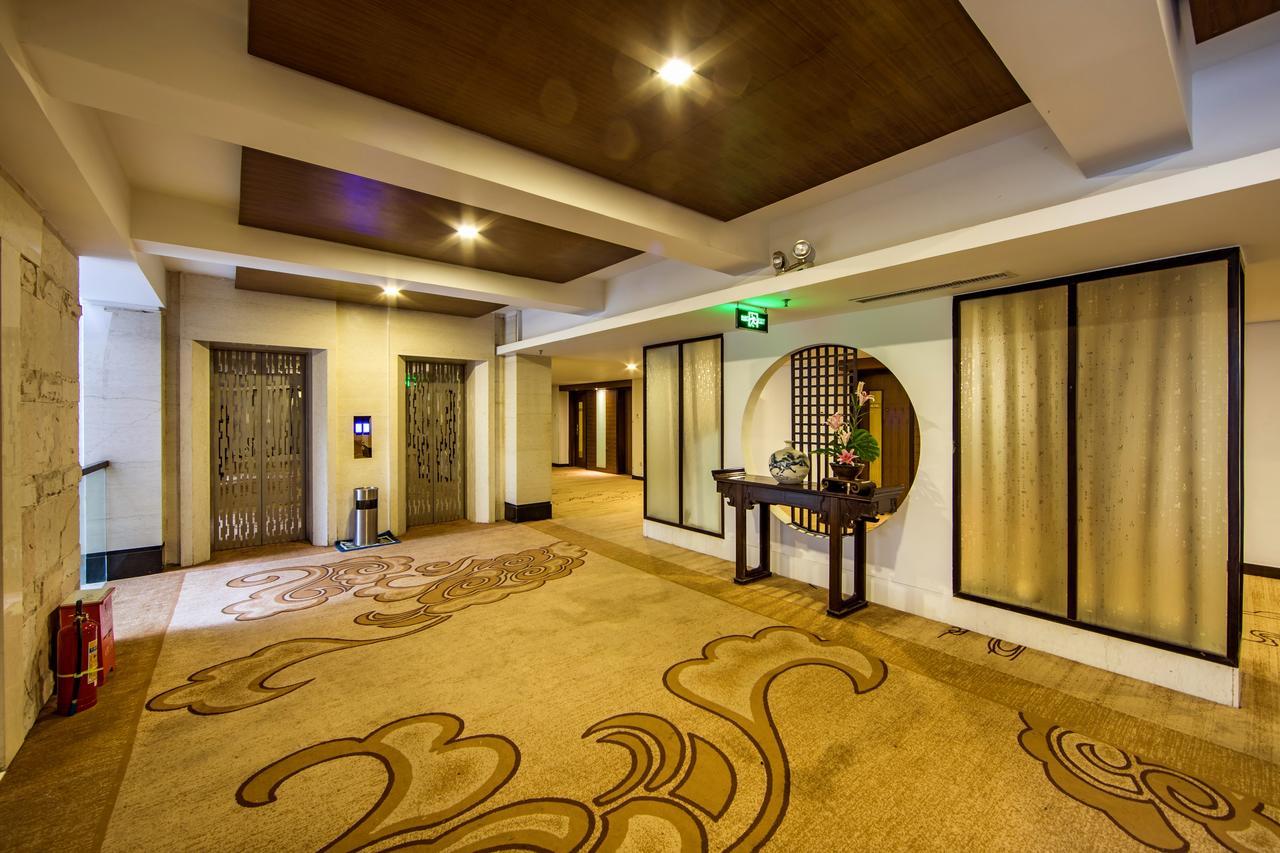 Baodao Exhibition Center Hotel Wuyishan  Esterno foto