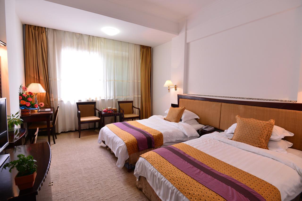 Baodao Exhibition Center Hotel Wuyishan  Esterno foto