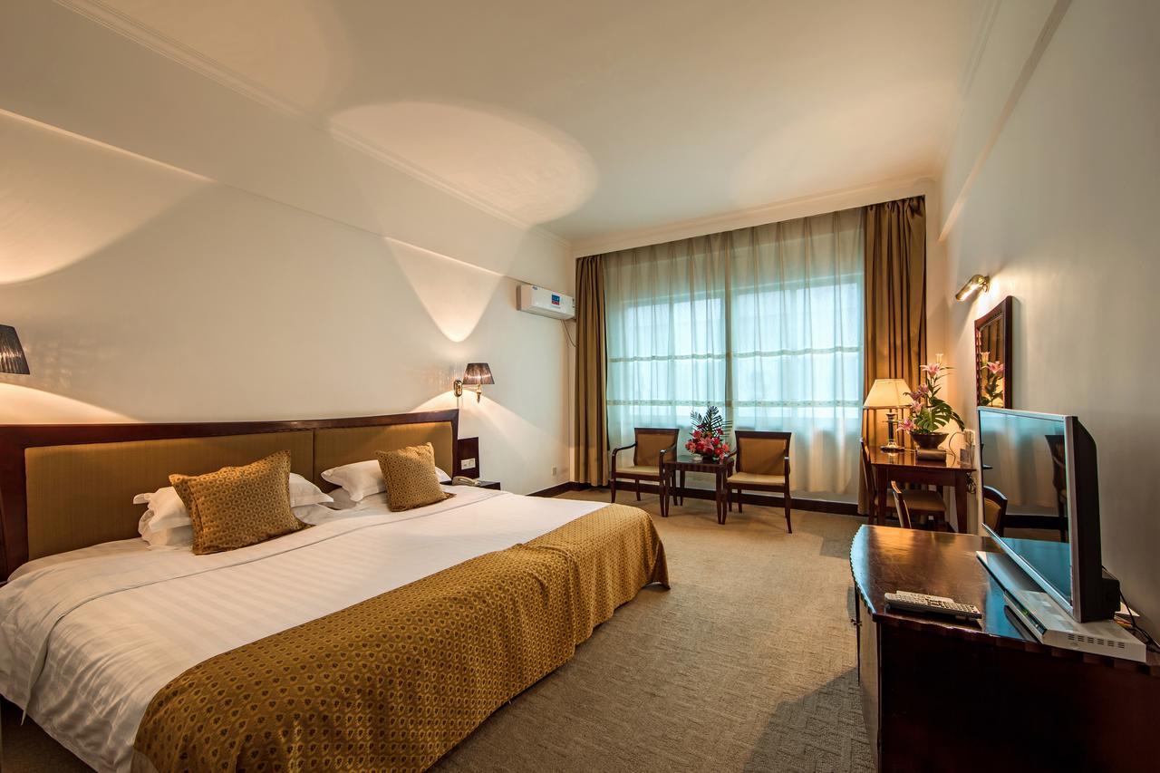 Baodao Exhibition Center Hotel Wuyishan  Esterno foto
